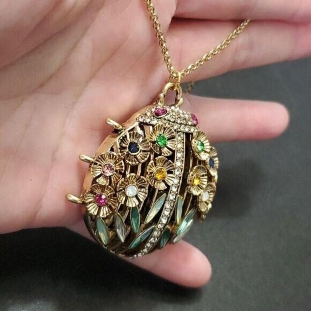 Betsey Johnson gold tone bug pendant necklace 33-36.5"